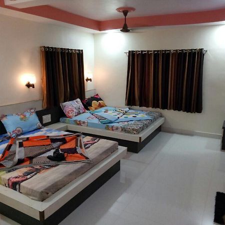 Hotel Madhumalti Matheran Bagian luar foto