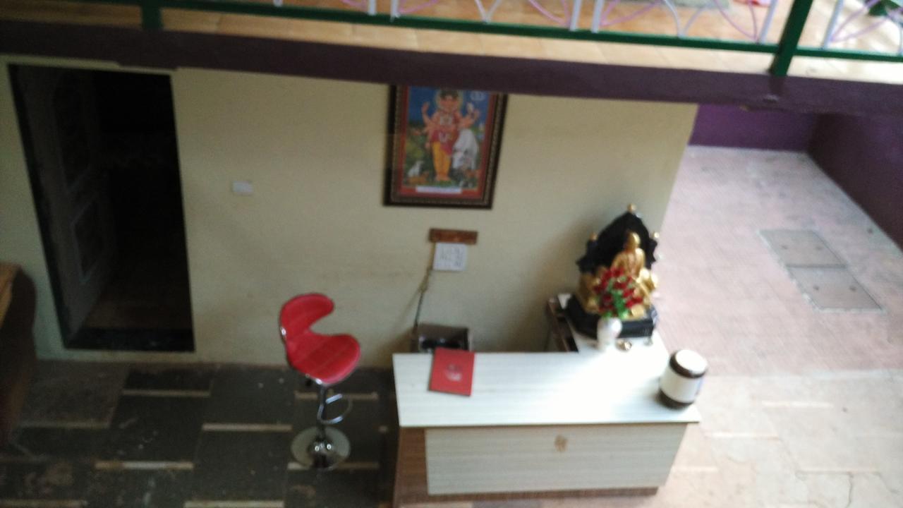 Hotel Madhumalti Matheran Bagian luar foto
